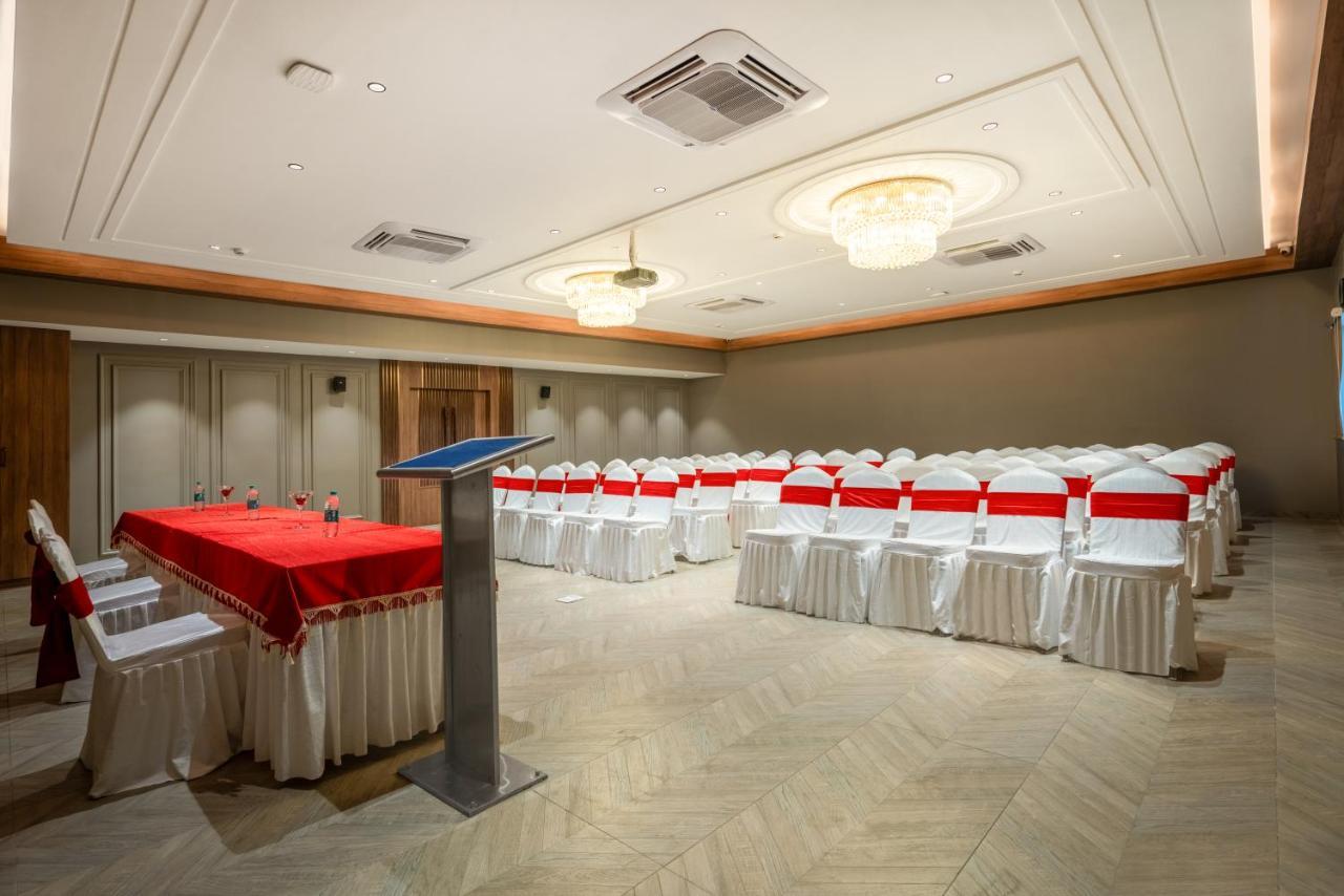Viera Elite - Jubilee Hills Ξενοδοχείο Χιντεραμπάντ Εξωτερικό φωτογραφία